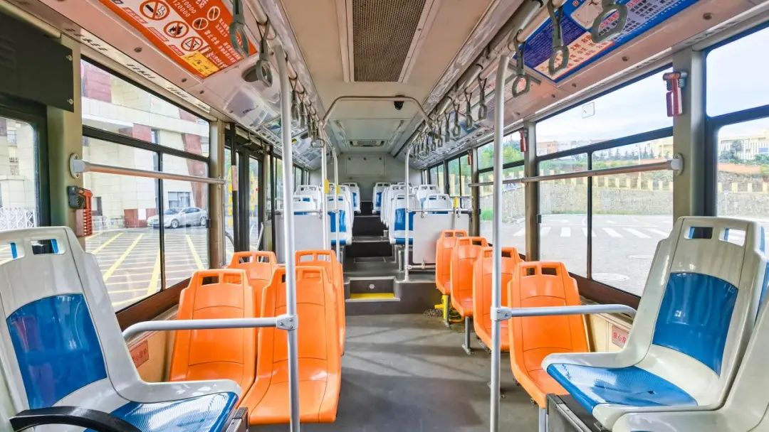 喜讯｜六盘水知易职业技术学校首条公交专线开通