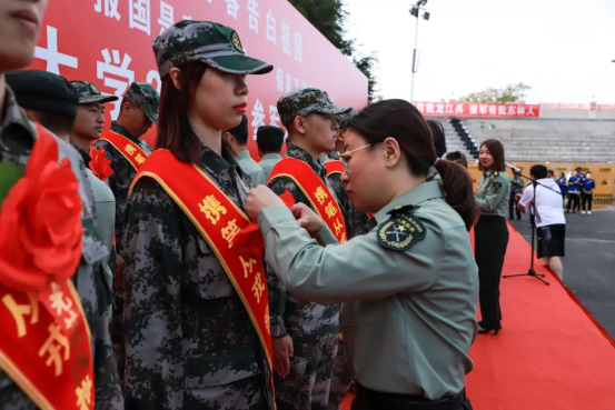 2021大学生征兵政策调整，保障“无障碍毕业”，政审环节更加严格