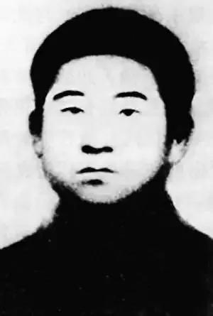 保定红二师学潮有多厉害？学生吃树叶，杀三条狗，赶走第七任校长