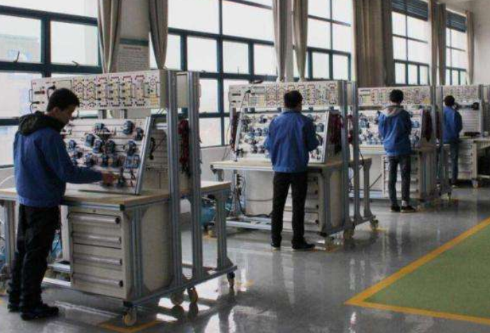 专科为啥要叫“职业技术学院”？专科“优势”要了解，不比本科差