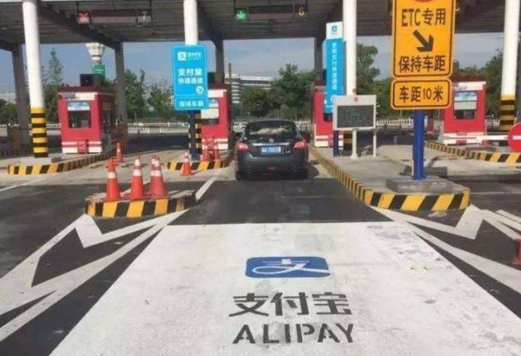 国庆高速免费怎么算？哪些高速会堵？这篇出行指南请收下
