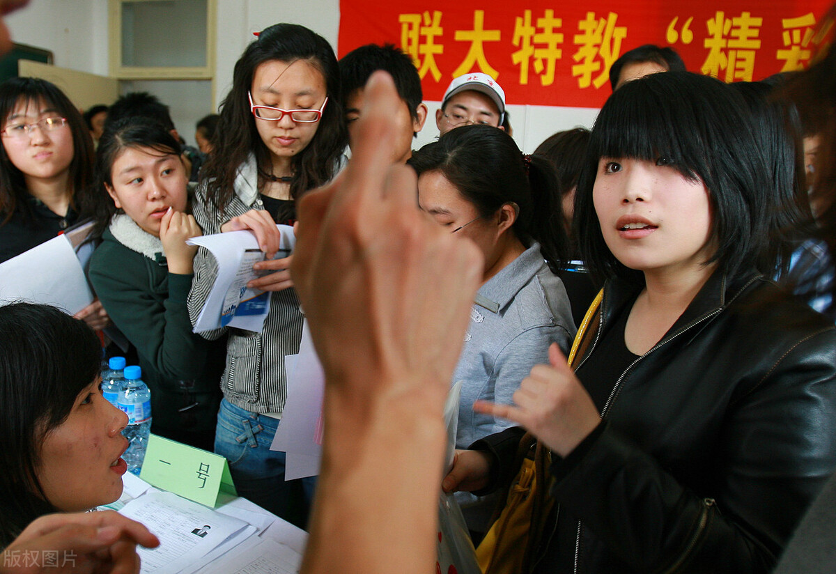 想去一线城市读大学，但高考分数不佳，可考虑这5所二本大学