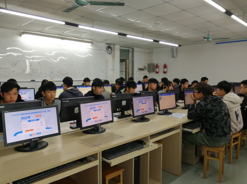 读专科报这3个专业，就业率比本科生还高，月薪过万完全有可能