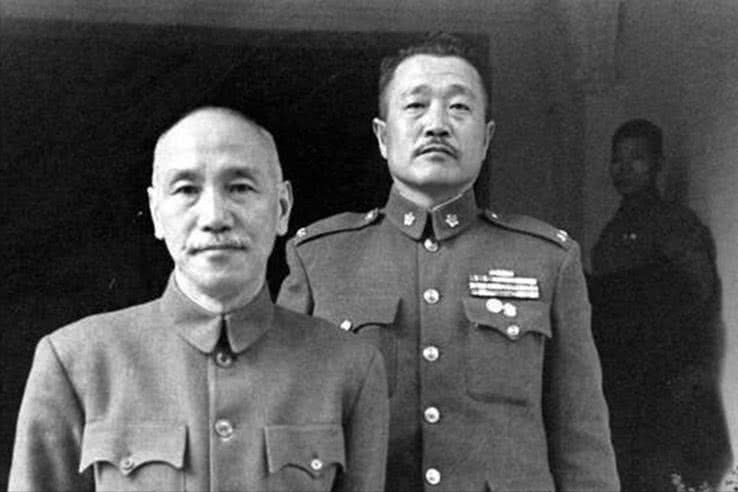 1948淮海战役诡异事件，8万国军士兵离奇失踪，老蒋得知十分生气