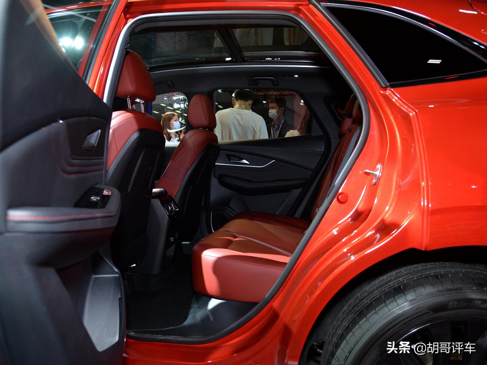 实惠的中国品牌紧凑型SUV，有颜值，还能打，实拍风行T5 EVO