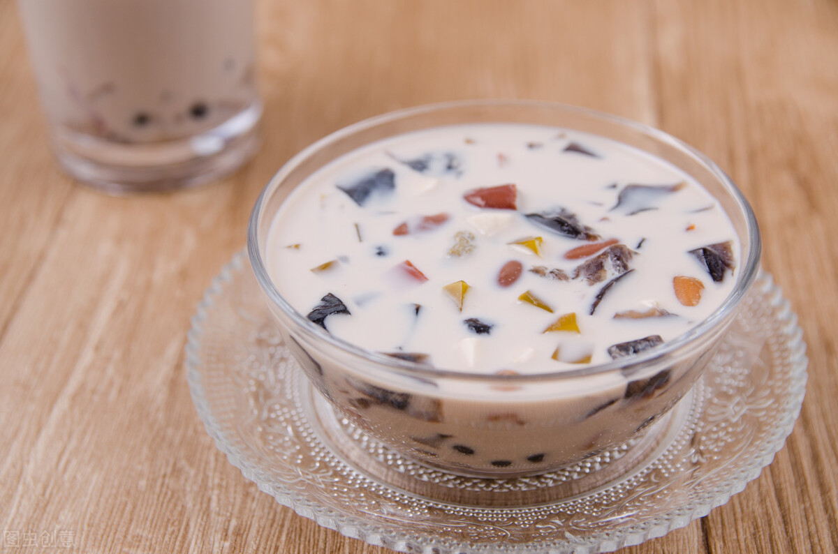 奶茶里的珍珠、椰果、西米、仙草究竟都是啥？