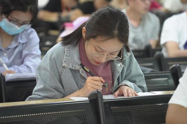 沈阳职业技术学院有哪些专业（高考成绩只够上专科）