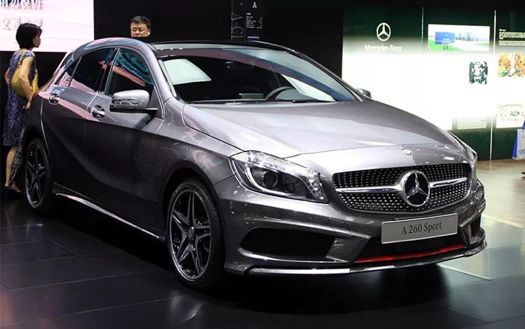 奔驰A200L：驾驶乐趣不逊于宝马，但成为赢家不限于此