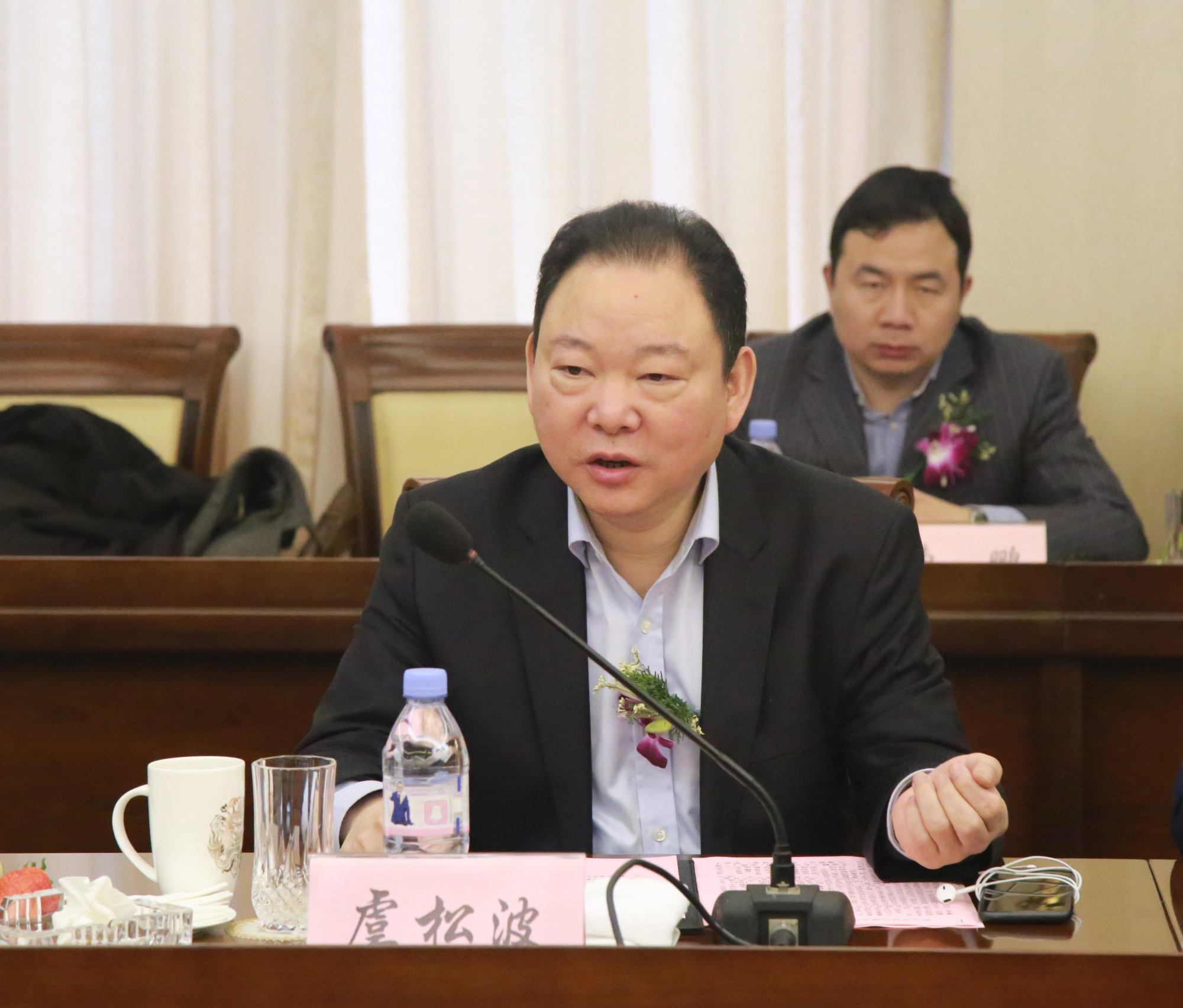 陈建铭 (上海三盛宏业实业投资集团董事长)