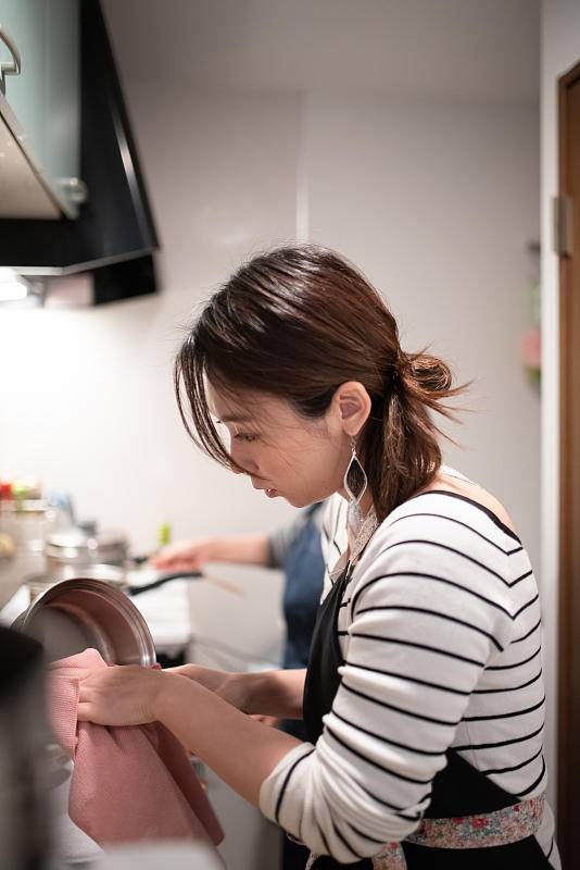 “研究村”里的牺牲品：这个国家不欢迎理科女