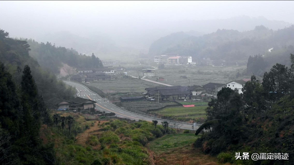 象溪乡菜溪岩