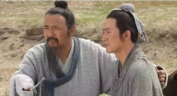历史上最著名的“骂人”名言：皆出自大咖之口，才学越高句子越狠