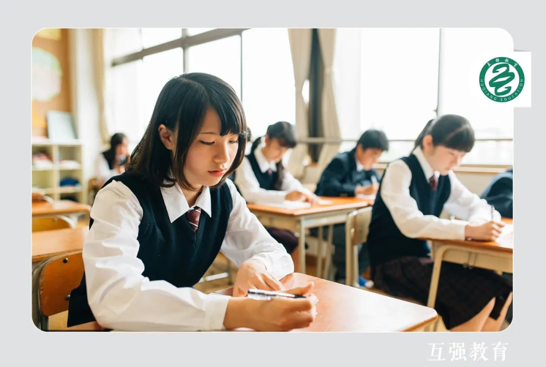 为什么早稻田大学里有很多中国留学生？