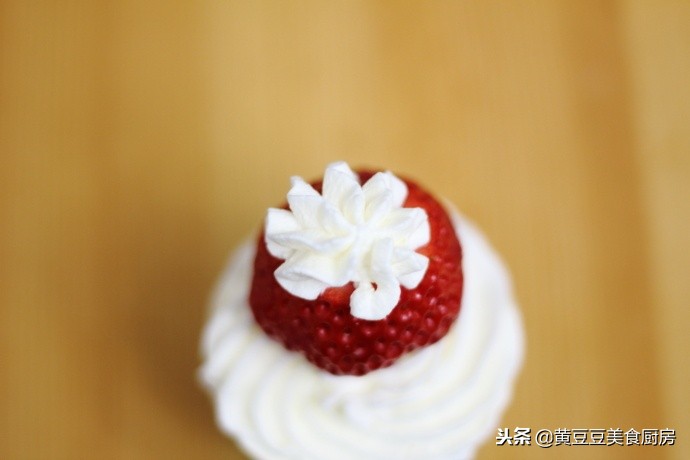 圣誕奶油蛋糕,圣誕奶油蛋糕圖片