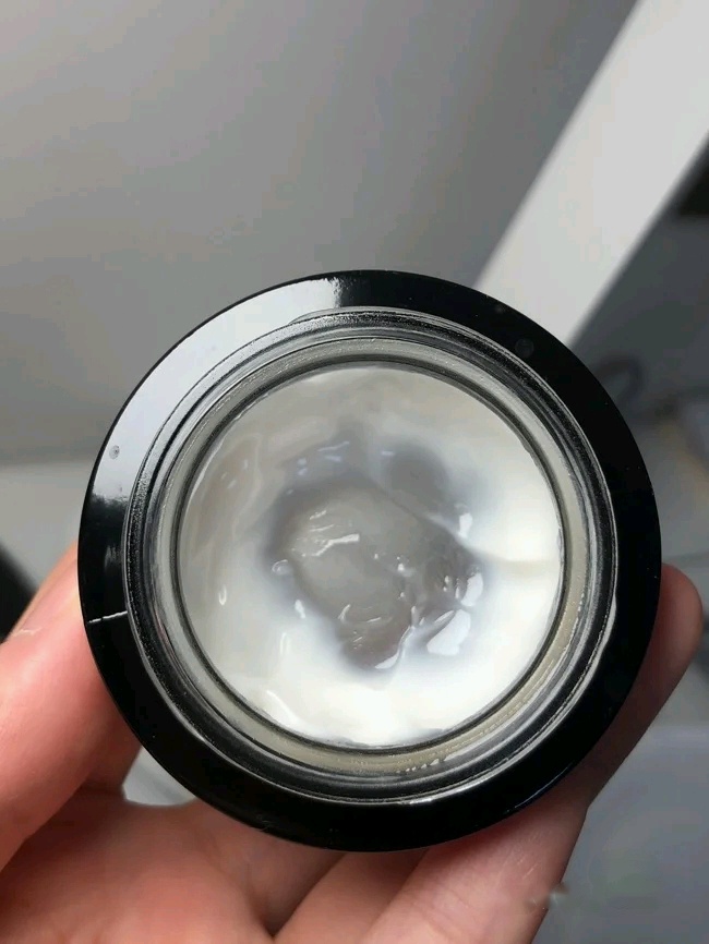兰蔻、海蓝之谜都是贵妇级别的品牌，到底哪个好？