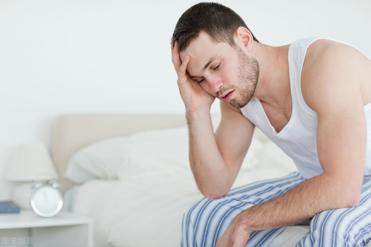 男人小便后滴白，是前列腺炎吗？怎么区别遗精与滴白？