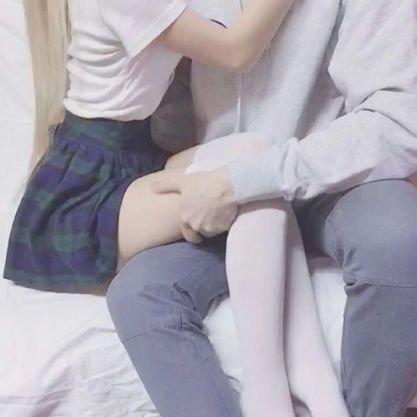 女票突然说“肚肚疼”直男才回“多喝烫水”，高情商3回复撩爆她