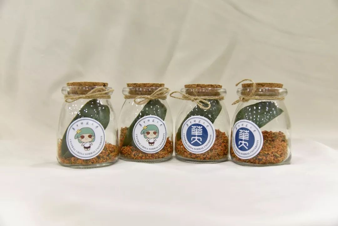 对不起，今年的华师桂花迟到了！