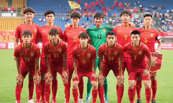 u19亚青赛(中国男足U19亚青赛首战0-1不敌塔吉克斯坦，国足官方发推鼓励)