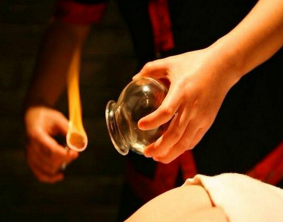 拔罐对身体有什么好处?拔罐后的水珠和颜色说明了什么?