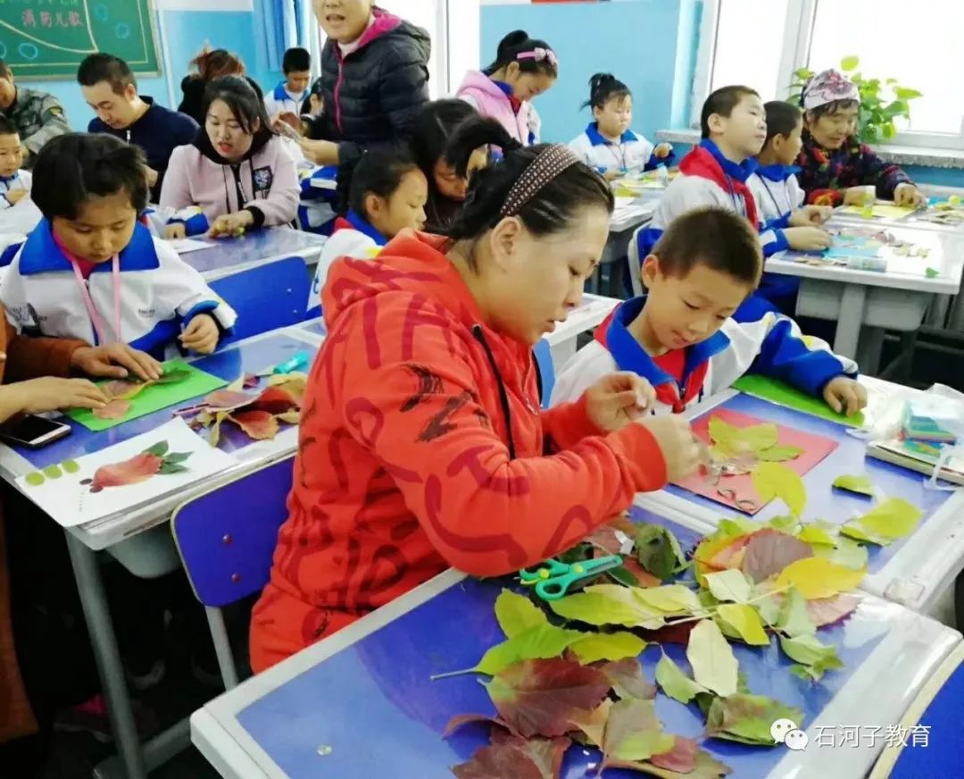 八师石河子市打造特色校园文化 助推教育均衡发展