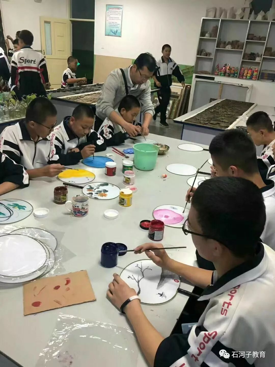 八师石河子市打造特色校园文化 助推教育均衡发展