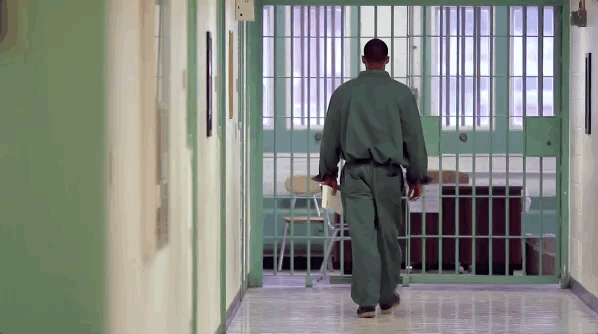 这所世界上最凶残的大学，学生都是杀人、抢劫犯却打败哈佛学霸：重启人生，任何时候都不晚