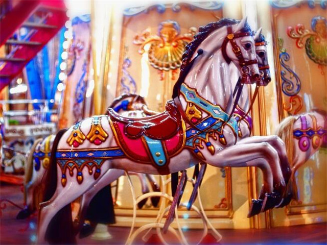 非常讨厌一个人的朋友圈配文