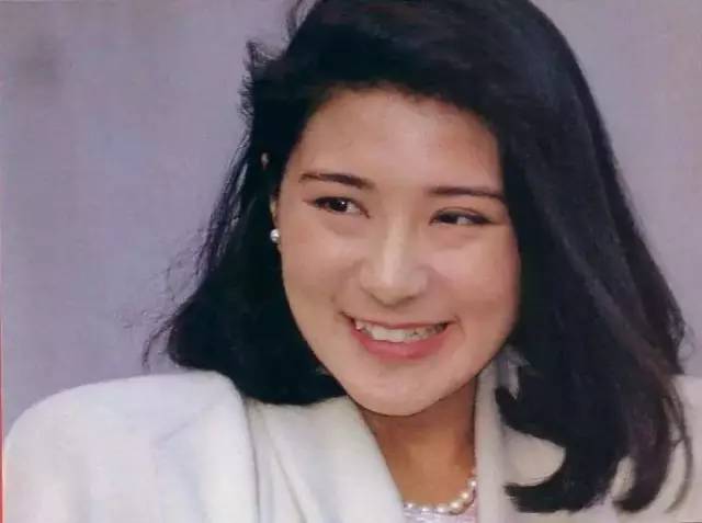 令和之际 聊一聊即将成为皇后的雅子妃和差点成为 雅子妃 的她们 雅子妃 劲旅