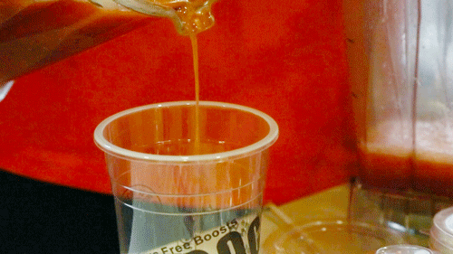 一年学费8W+的大学，吃什么？