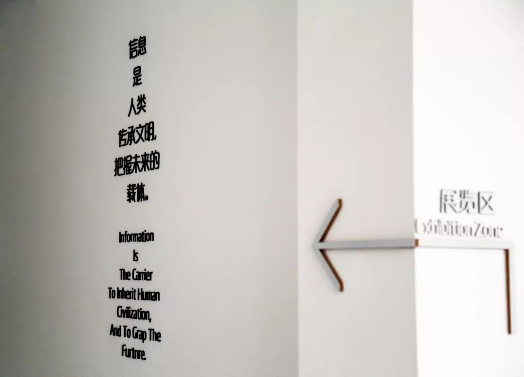 一年学费8W+的大学，吃什么？