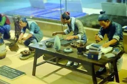 天呐鲁，龙岗区儿童最全通讯录来了，你一定用得上