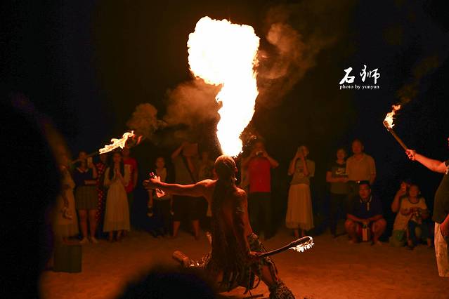 王鋆鋆「石狮黄金海岸」“一船”“一寺”“一观音”，探索巨轮里的海洋馆