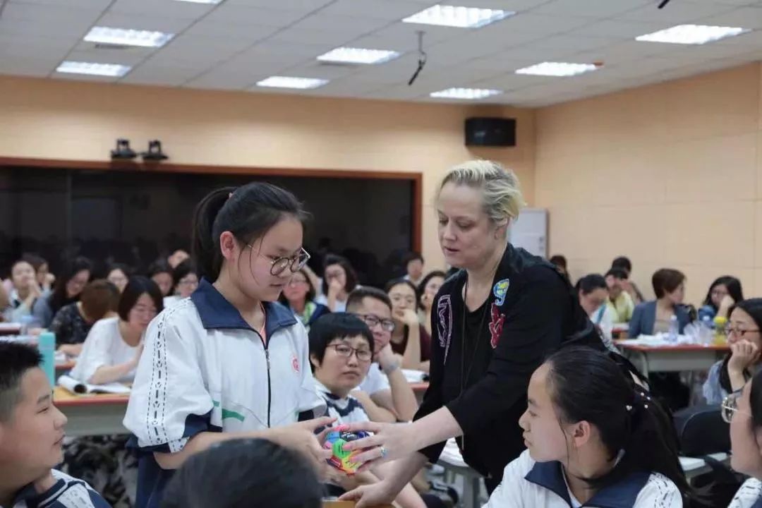 【九原关注】包九中外国语学校2019年高中部开始招生啦~你想了解的都在这里