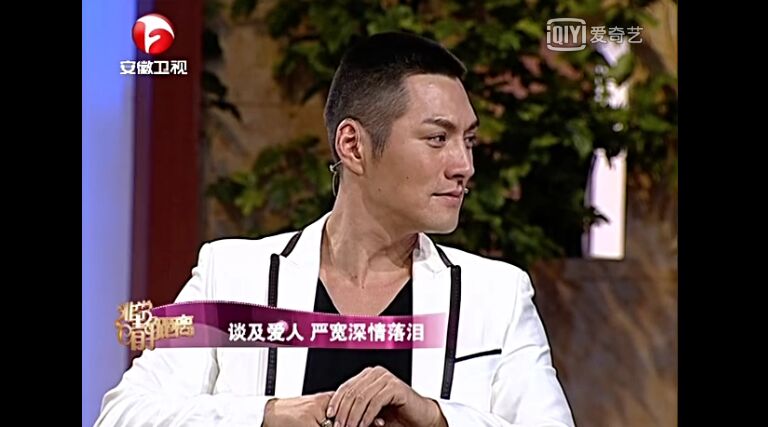 戏里颠倒众生，戏外专情一人？4位情史干净的男星，娱乐圈太稀缺