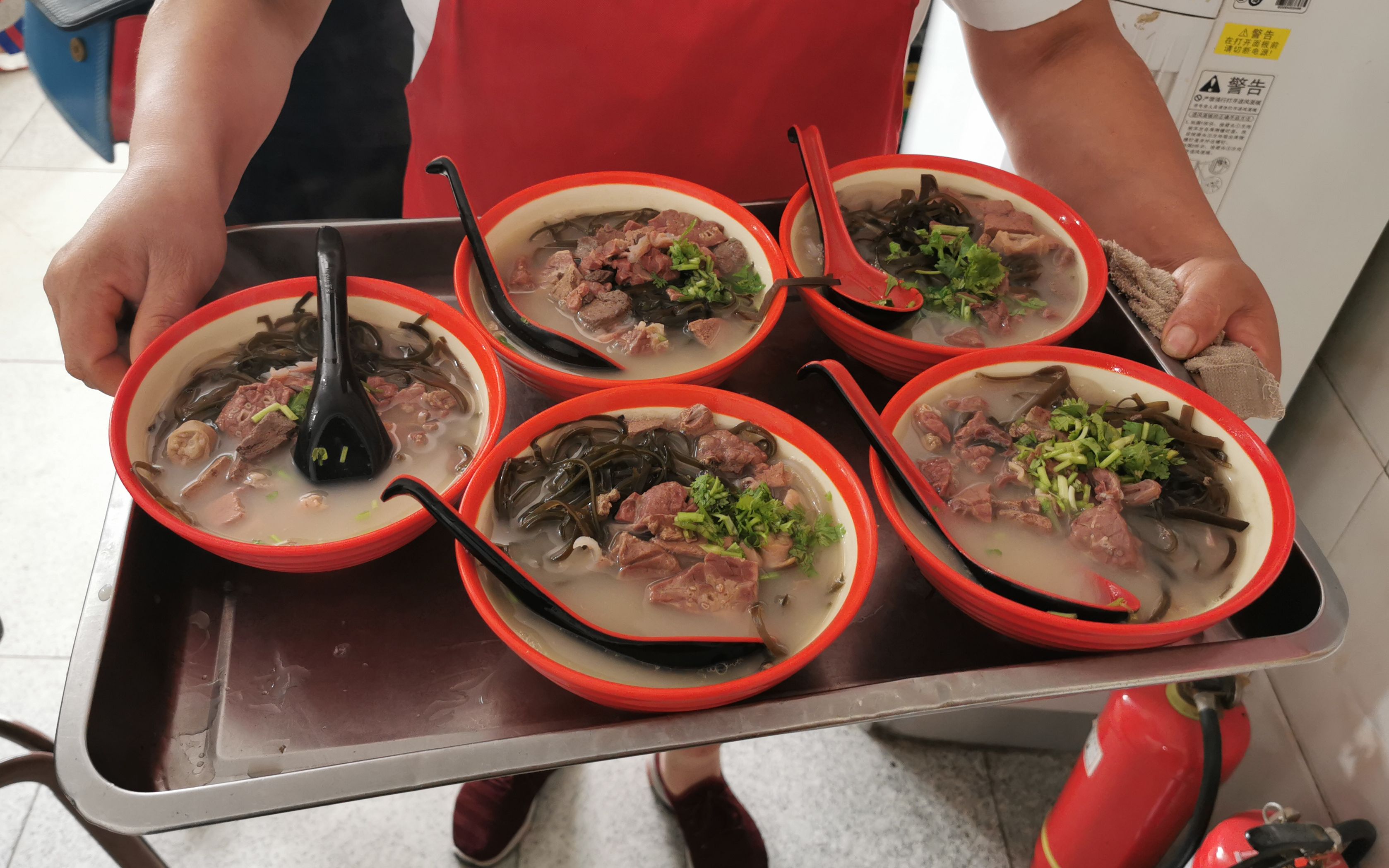 京郊小店“贴秋膘”食的更是人情味儿