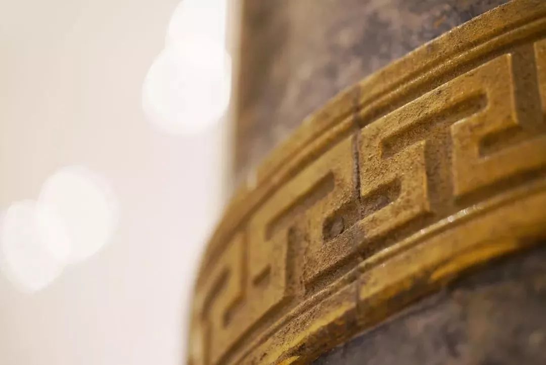 星巴克爆改中国百年建筑，每一寸柱式都透露出铜钱味！网友：中国版万神庙？