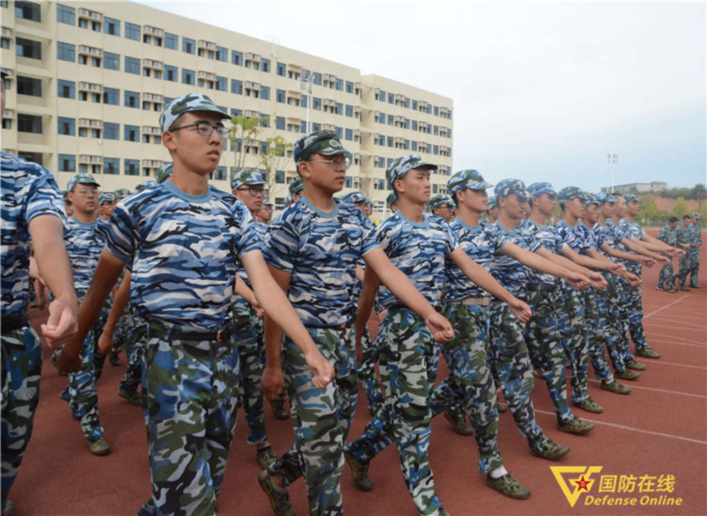 无热血不青春，致敬军训中的每一个“小永远”