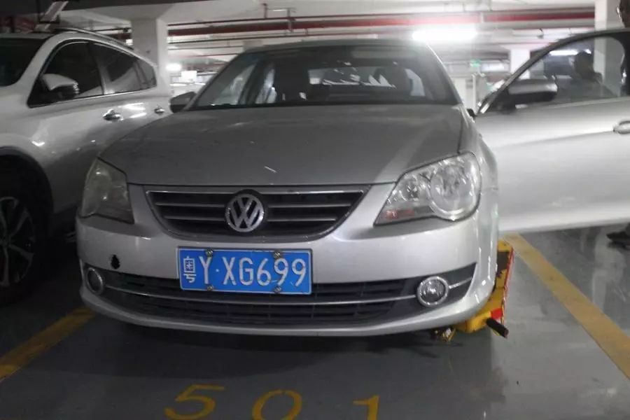 看过来！房子15万起、汽车2.7万起、车位9.8万起，来抢咯
