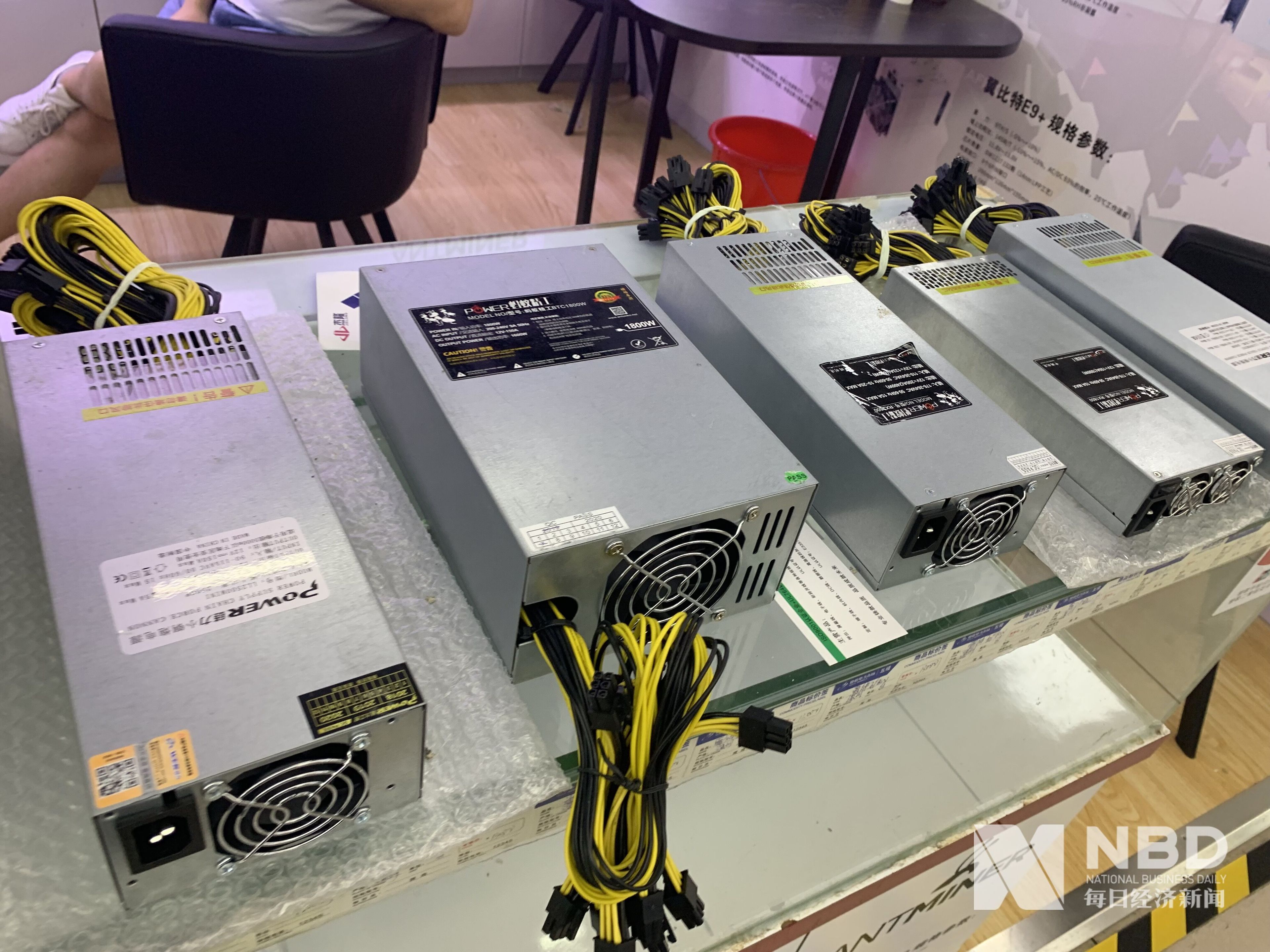 再探华强北矿机江湖：区块链利好不足以“救市”七成矿机将遇淘汰危机