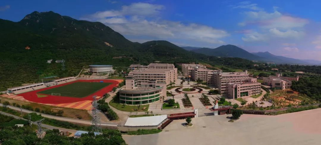 福建97所一级达标高中校史排行榜，第一名在泉州，始于明朝