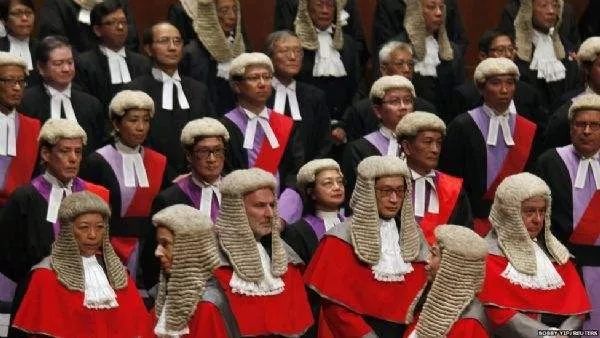 公然叫板全国人大？香港大律师公会该吃药了