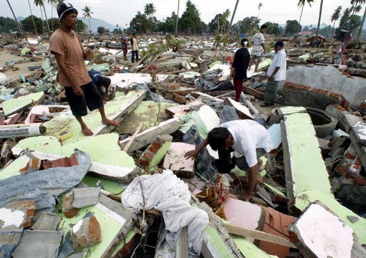 2004年海啸(印度洋海啸15周年，23万人丧生！幸存者：我仍然很害怕)