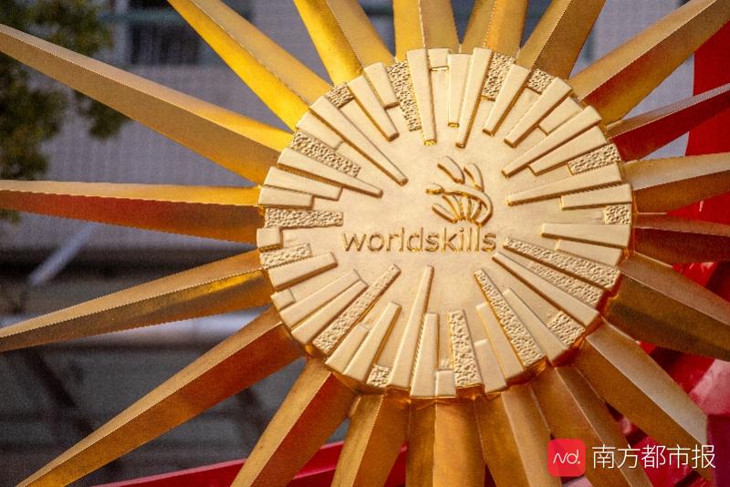 上届冠军当教练！广东省机械技师学院备战第46届世界技能大赛