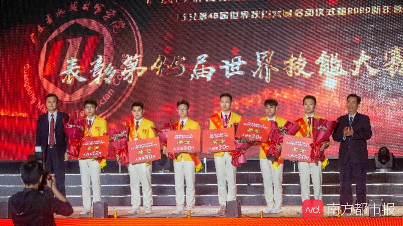 上届冠军当教练！广东省机械技师学院备战第46届世界技能大赛