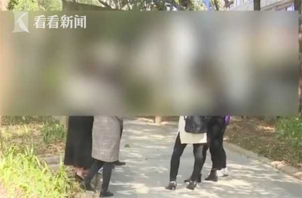 不缴费就放弃学位？新生被强制参加午托 家长反映情况遭校长威胁