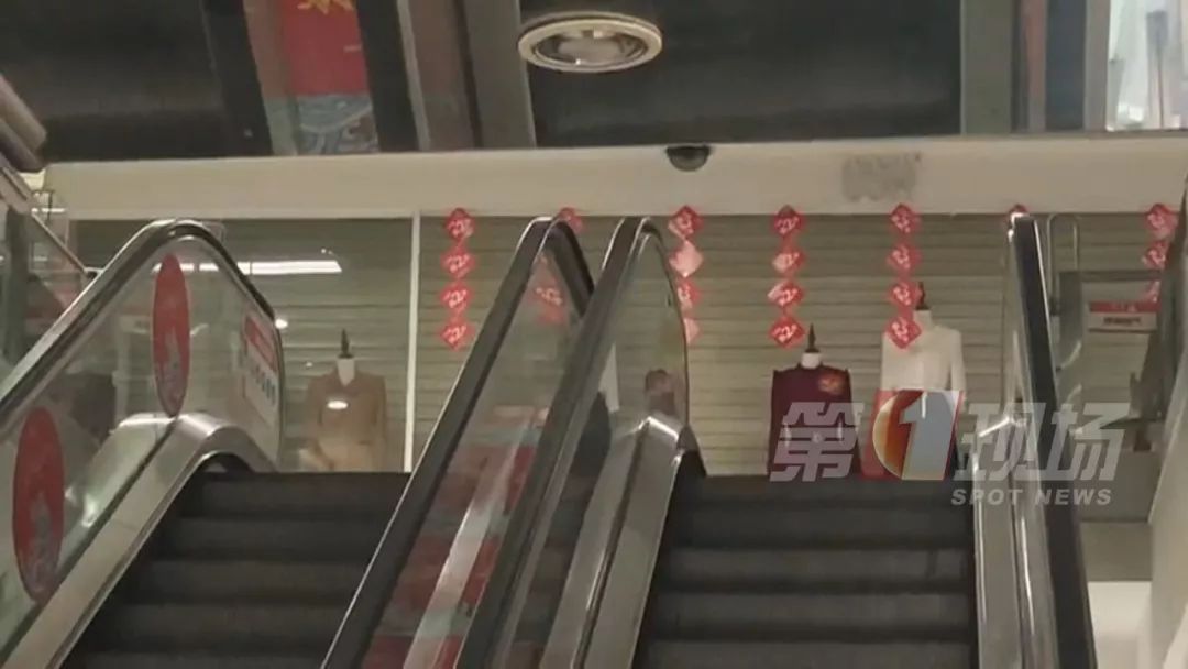 最新通报！深圳一商场员工确诊，涉事楼层封闭！武汉澄清“火神山医院漏水”传言；非湖北地区新增确诊12连降…