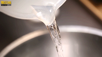 奈雪X张大奕「霸气葡萄」萄气回归！第①次第二杯半价