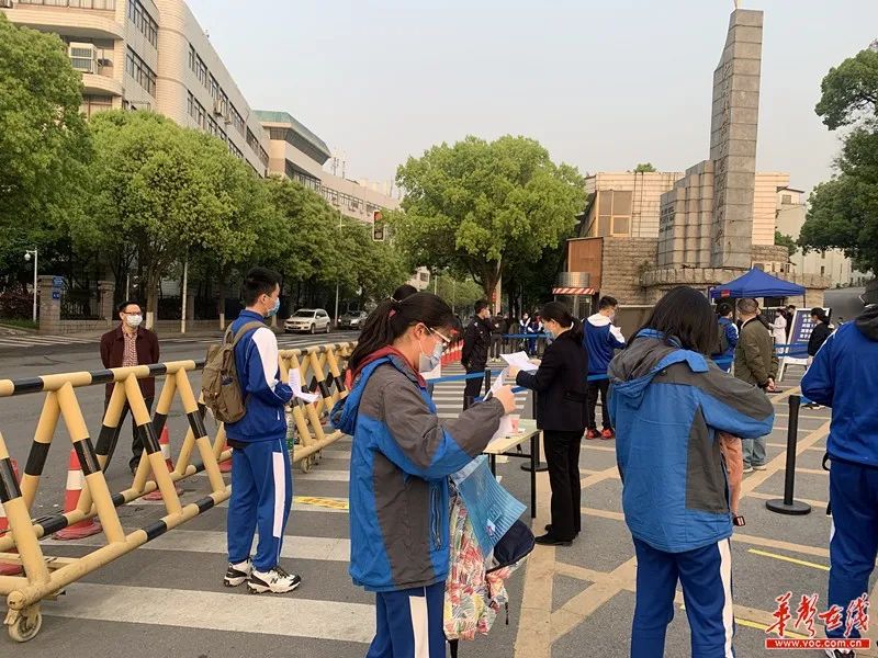 久违的课堂来了！湖南高三初三开学啦！这份返校指南请收好