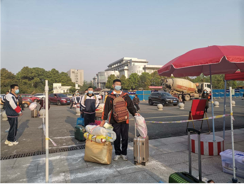 久违的课堂来了！湖南高三初三开学啦！这份返校指南请收好